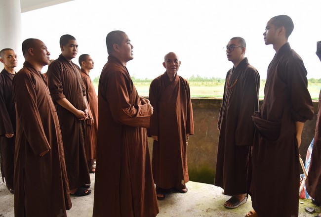 Buddhist Dieu Nguyet's death Anniversary at Minh Chat ashram