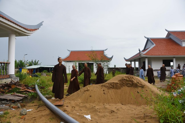 Buddhist Dieu Nguyet's death Anniversary at Minh Chat ashram