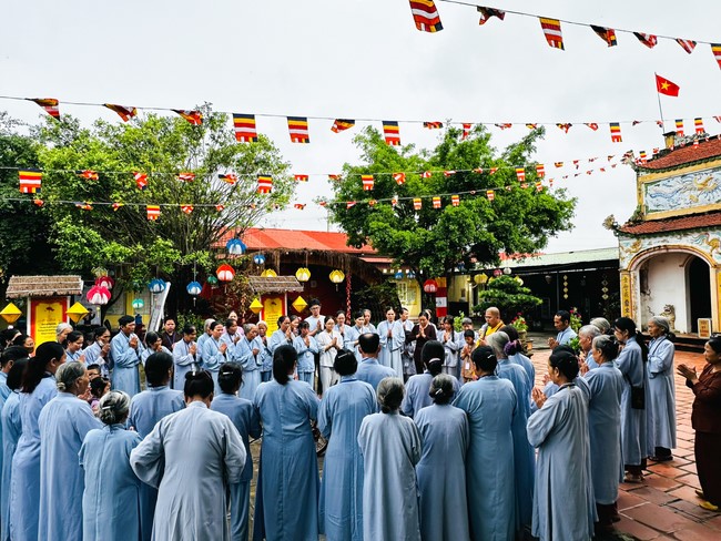 Chùa Đống Cao – Thanh Hóa: Khóa tu một ngày