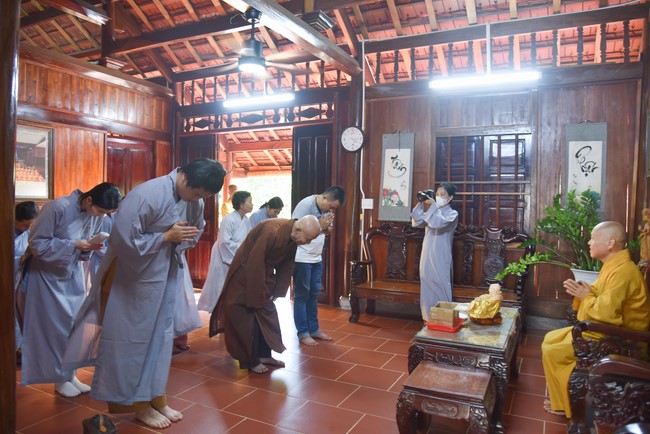 Offering to the Three Jewels at Hong Phap Pagoda - Binh Thuan by Charity Board