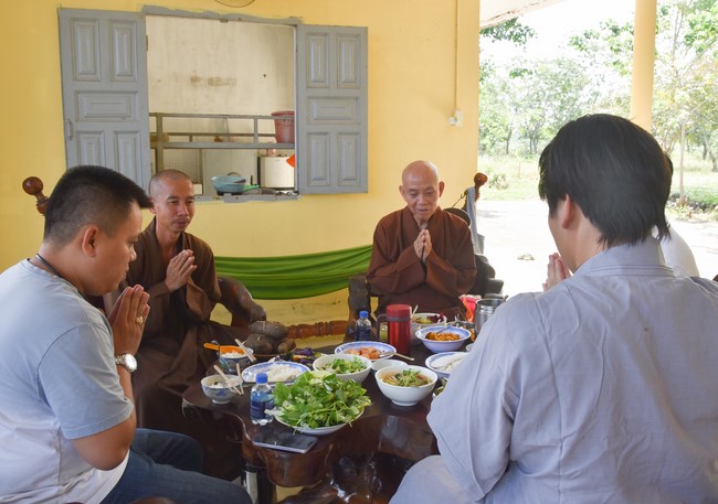 Offering to the Three Jewels at Hong Phap Pagoda - Binh Thuan by Charity Board