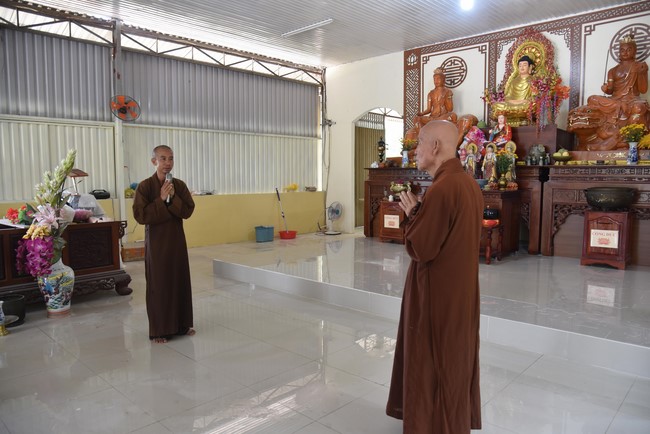 Offering to the Three Jewels at Hong Phap Pagoda - Binh Thuan by Charity Board