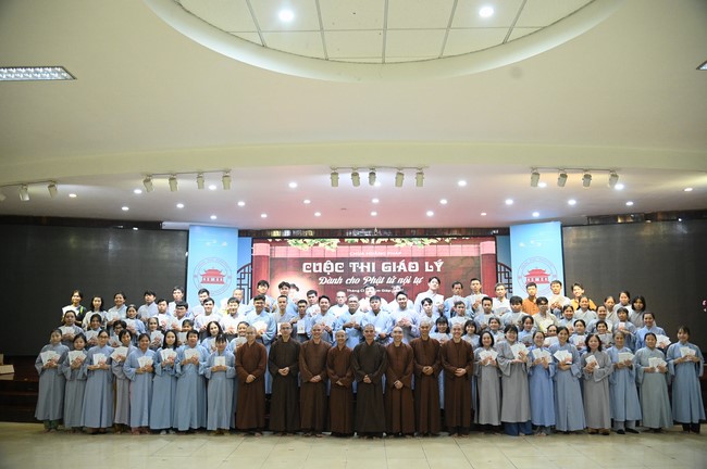 Cuộc thi tìm hiểu giáo lý dành cho Phật tử công quả nội tự