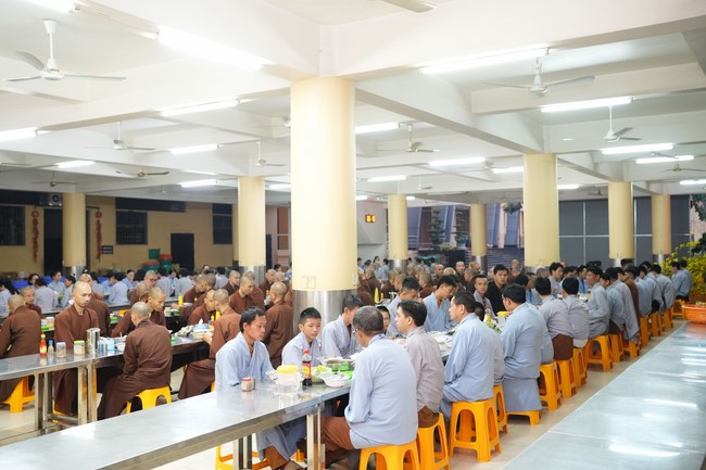 Cuộc thi tìm hiểu giáo lý dành cho Phật tử công quả nội tự