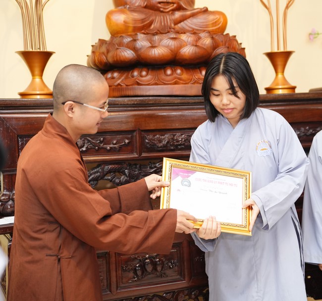 Cuộc thi tìm hiểu giáo lý dành cho Phật tử công quả nội tự