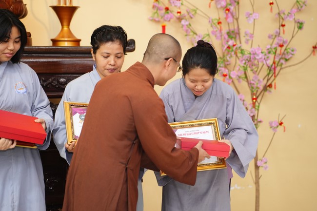 Cuộc thi tìm hiểu giáo lý dành cho Phật tử công quả nội tự