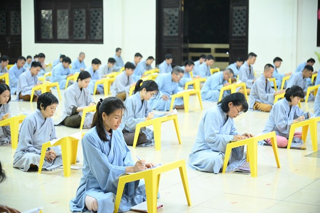 Cuộc thi tìm hiểu giáo lý dành cho Phật tử công quả nội tự