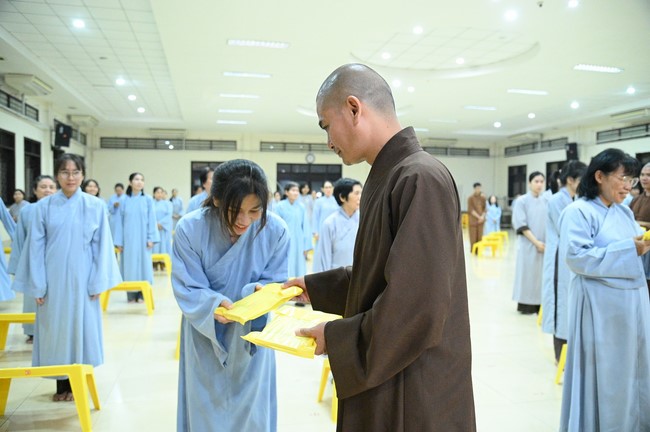 Cuộc thi tìm hiểu giáo lý dành cho Phật tử công quả nội tự