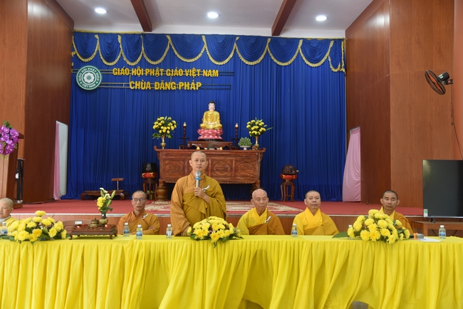 Ban Từ Thiện: Lễ an vị tôn tượng Bồ Tát Quán Thế Âm và tặng quà cho các hộ dân có hoàn cảnh khó khăn tại chùa Đăng Pháp, Bình Phước