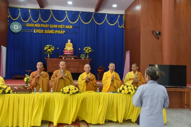 Ban Từ Thiện: Lễ an vị tôn tượng Bồ Tát Quán Thế Âm và tặng quà cho các hộ dân có hoàn cảnh khó khăn tại chùa Đăng Pháp, Bình Phước