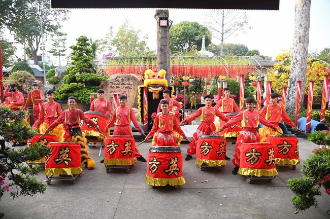 Khai mạc chương trình Tặng Chữ Đầu Xuân Ất Tỵ 2025