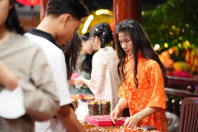 Khai mạc chương trình Tặng Chữ Đầu Xuân Ất Tỵ 2025