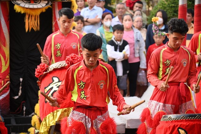 Khai mạc chương trình Tặng Chữ Đầu Xuân Ất Tỵ 2025