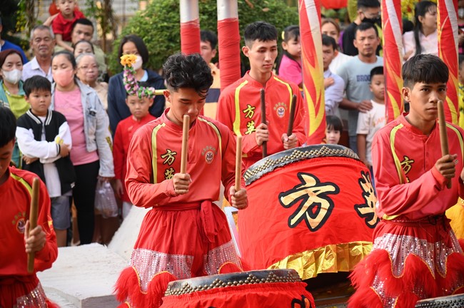 Khai mạc chương trình Tặng Chữ Đầu Xuân Ất Tỵ 2025