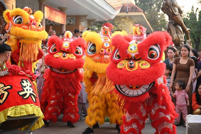 Khai mạc chương trình Tặng Chữ Đầu Xuân Ất Tỵ 2025