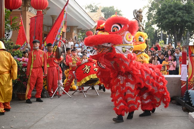 Khai mạc chương trình Tặng Chữ Đầu Xuân Ất Tỵ 2025