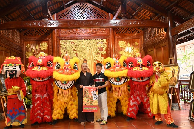 Khai mạc chương trình Tặng Chữ Đầu Xuân Ất Tỵ 2025