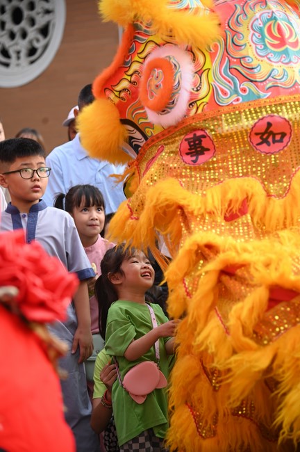 Khai mạc chương trình Tặng Chữ Đầu Xuân Ất Tỵ 2025