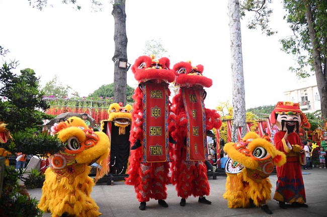 Khai mạc chương trình Tặng Chữ Đầu Xuân Ất Tỵ 2025