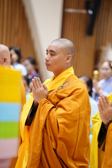 Tặng lộc đầu xuân – Ngày mùng 1 Tết Ất Tỵ 2025