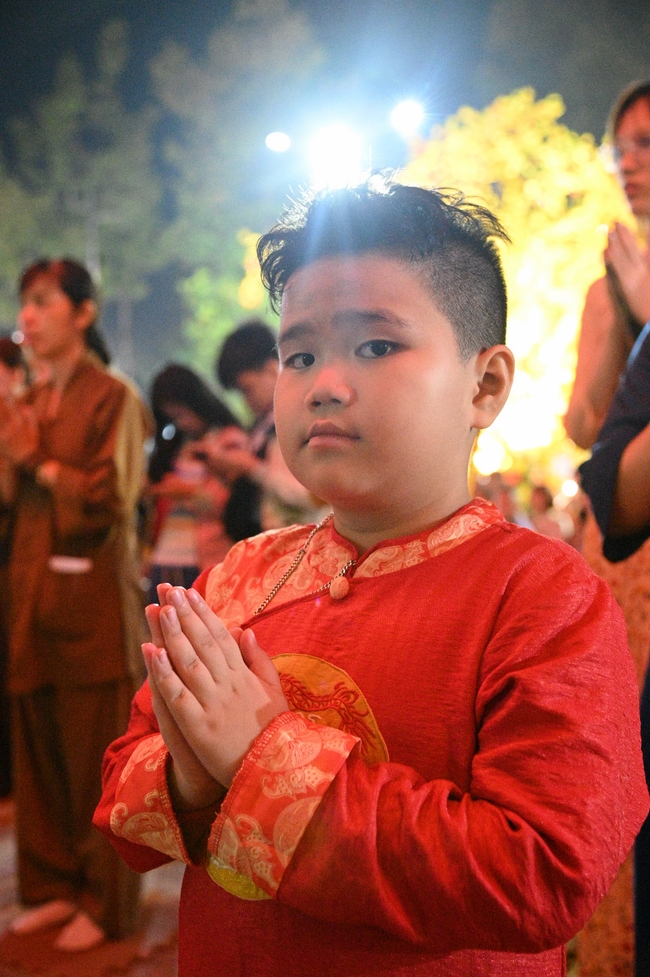 Đêm giao thừa chào đón năm Ất Tỵ 2025