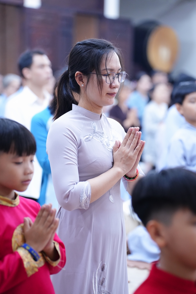 Đêm giao thừa chào đón năm Ất Tỵ 2025