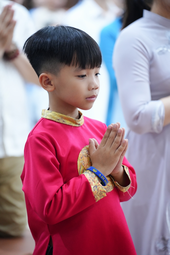 Đêm giao thừa chào đón năm Ất Tỵ 2025