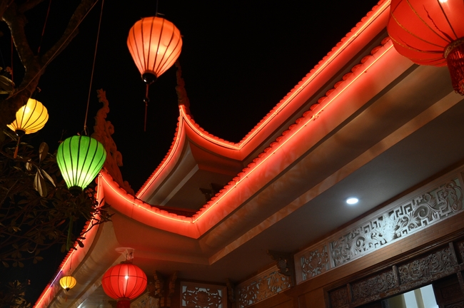 Đêm giao thừa chào đón năm Ất Tỵ 2025