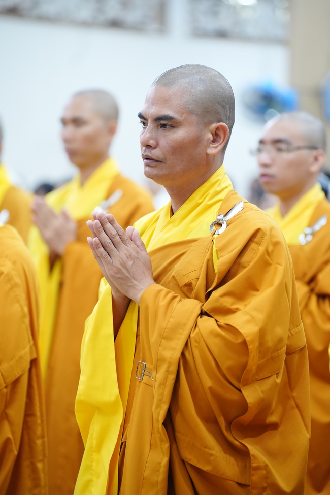 Đêm giao thừa chào đón năm Ất Tỵ 2025