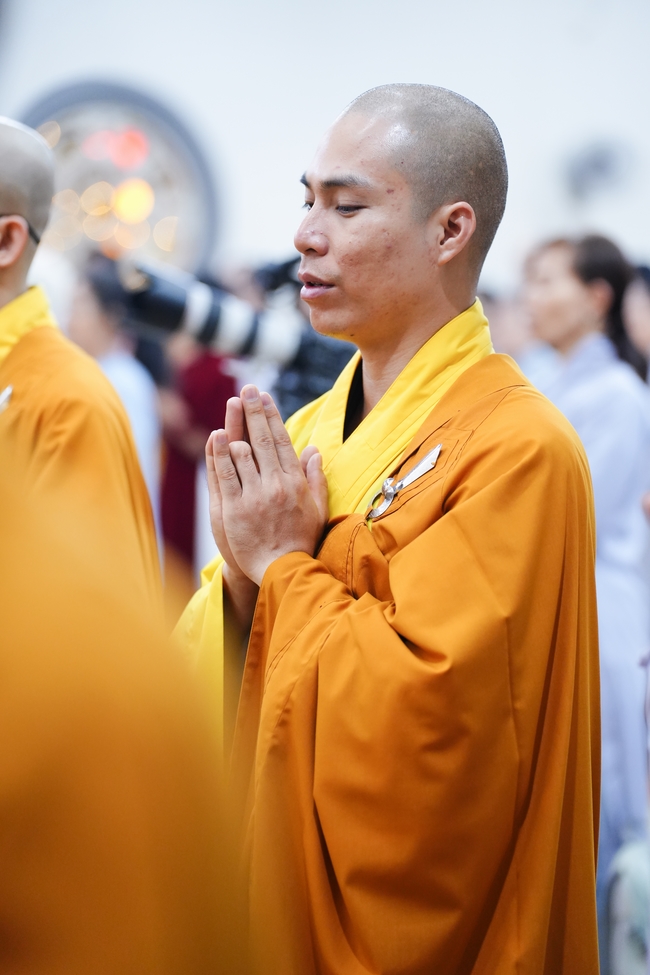 Đêm giao thừa chào đón năm Ất Tỵ 2025