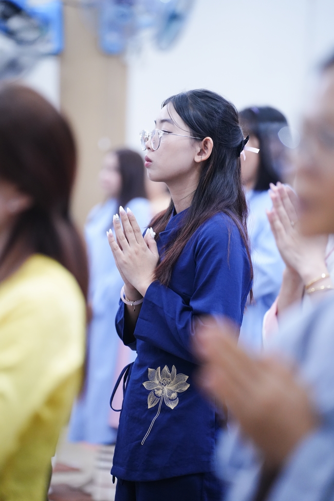 Đêm giao thừa chào đón năm Ất Tỵ 2025