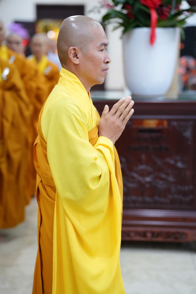 Đêm giao thừa chào đón năm Ất Tỵ 2025