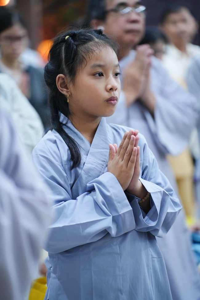 Đêm giao thừa chào đón năm Ất Tỵ 2025