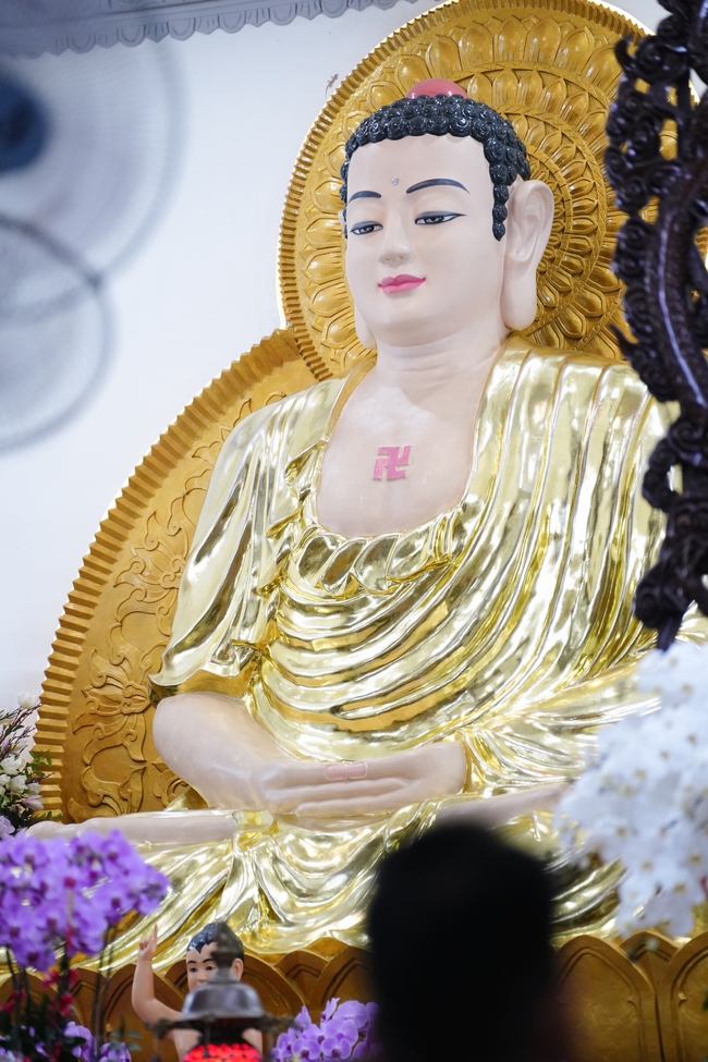 Đêm giao thừa chào đón năm Ất Tỵ 2025