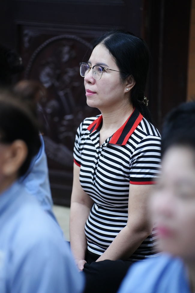 Đêm giao thừa chào đón năm Ất Tỵ 2025