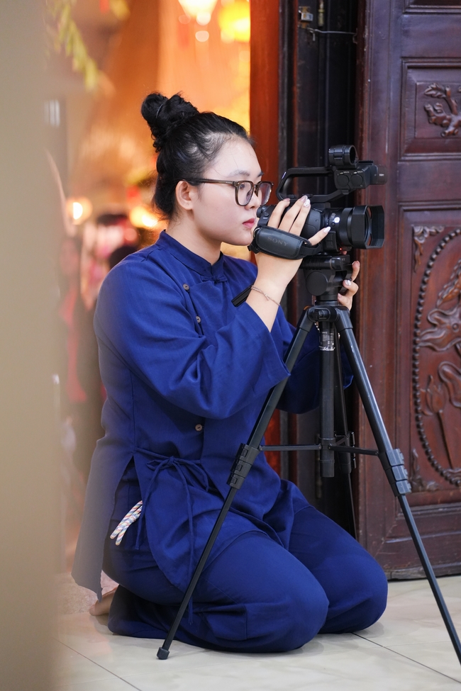 Đêm giao thừa chào đón năm Ất Tỵ 2025