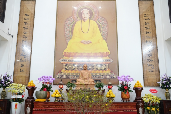 Đêm giao thừa chào đón năm Ất Tỵ 2025