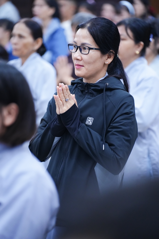 Đêm giao thừa chào đón năm Ất Tỵ 2025