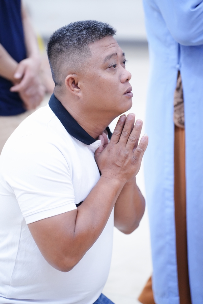 Đêm giao thừa chào đón năm Ất Tỵ 2025