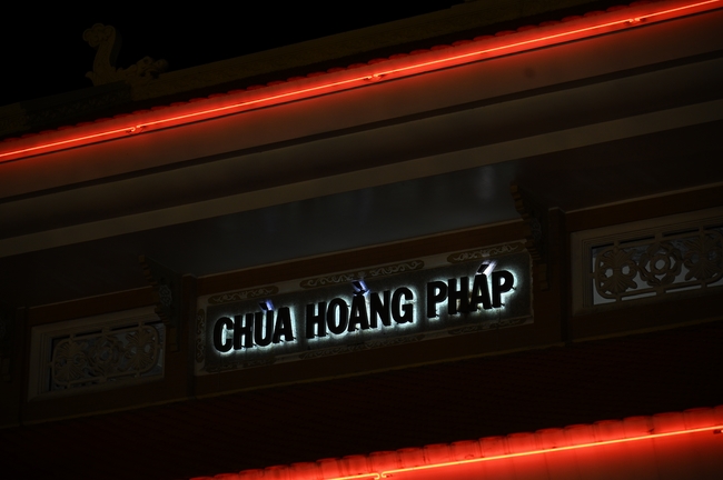 Đêm giao thừa chào đón năm Ất Tỵ 2025