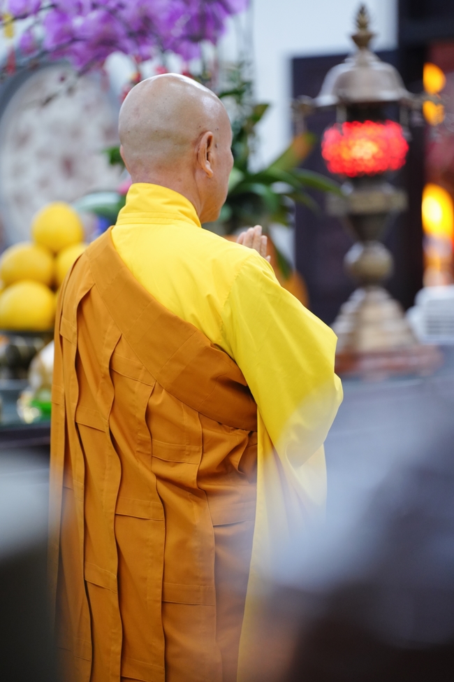 Đêm giao thừa chào đón năm Ất Tỵ 2025