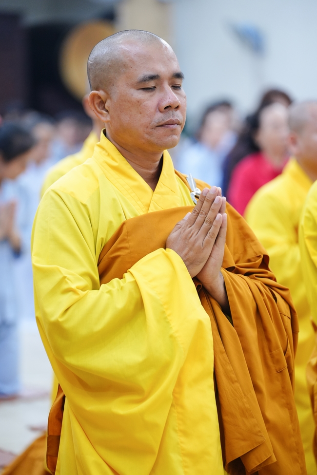 Đêm giao thừa chào đón năm Ất Tỵ 2025