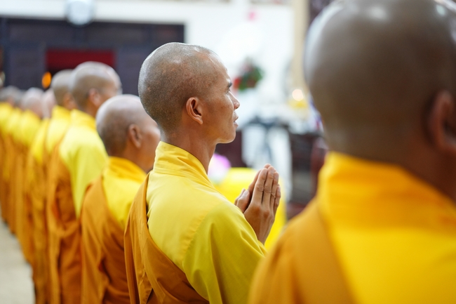 Đêm giao thừa chào đón năm Ất Tỵ 2025