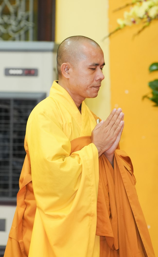 Visiting funeral and paying homage to Late Most Ven Thich Tri Tinh - Vice Dharma Lord