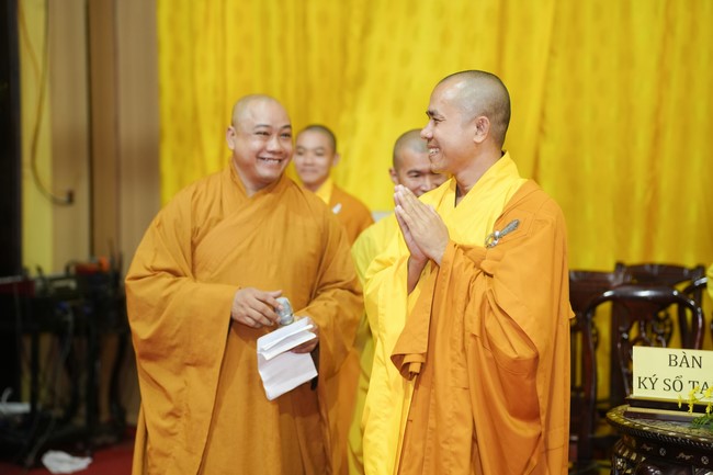 Visiting funeral and paying homage to Late Most Ven Thich Tri Tinh - Vice Dharma Lord