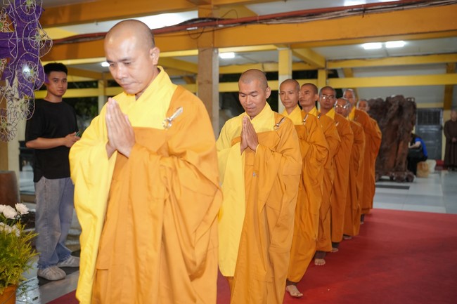 Visiting funeral and paying homage to Late Most Ven Thich Tri Tinh - Vice Dharma Lord