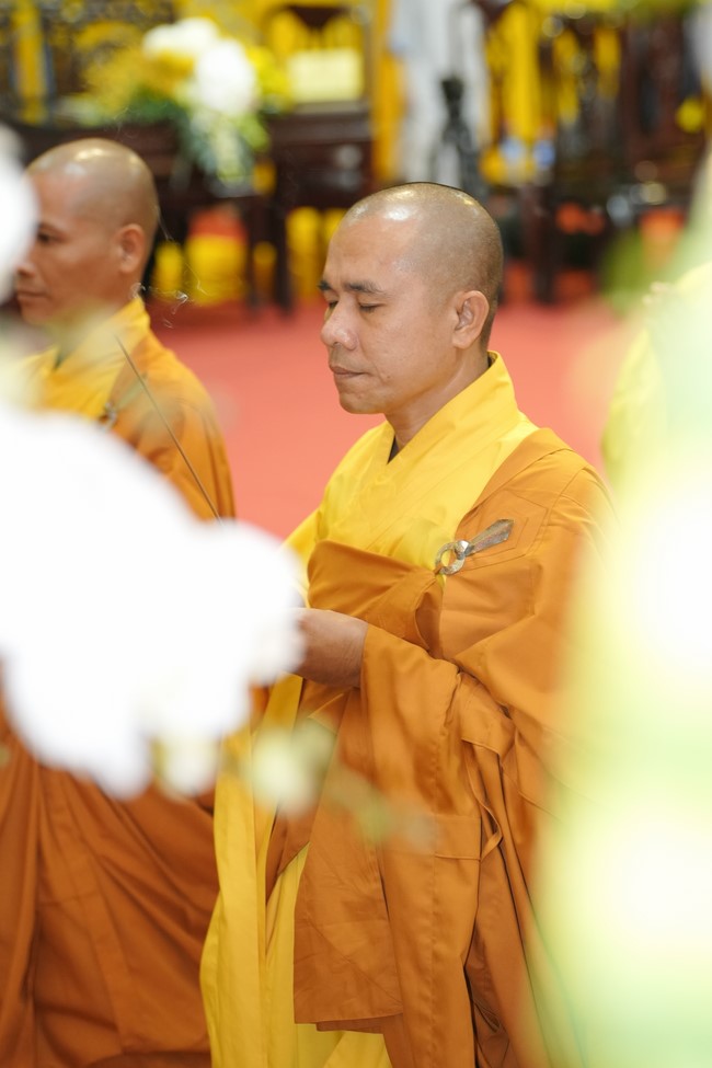 Visiting funeral and paying homage to Late Most Ven Thich Tri Tinh - Vice Dharma Lord