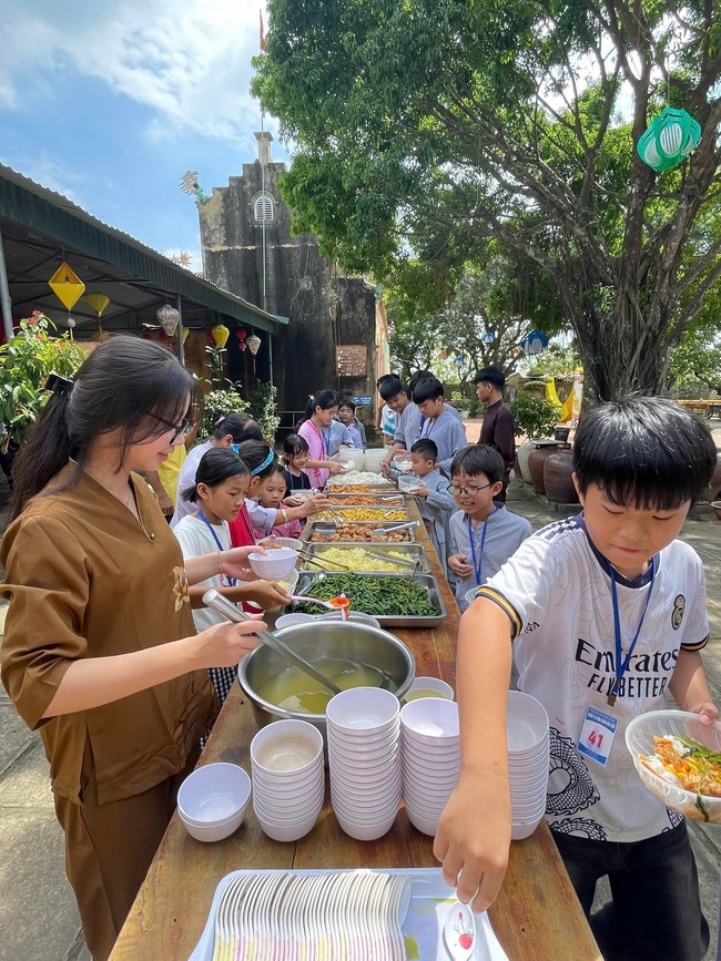 Dong Cao pagoda - Thanh Hoa: Full moon Festival - Happy reunion program for Kids