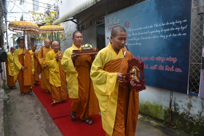 Death Anniversary of late Buddhist Dieu Nguyet at Minh Chat ashram