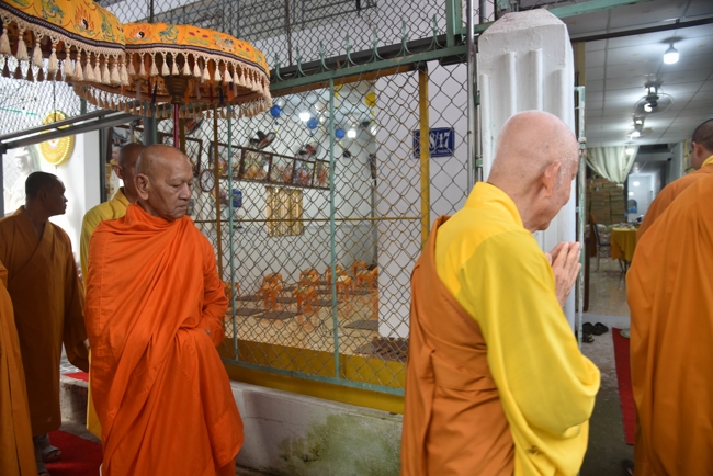 Death Anniversary of late Buddhist Dieu Nguyet at Minh Chat ashram